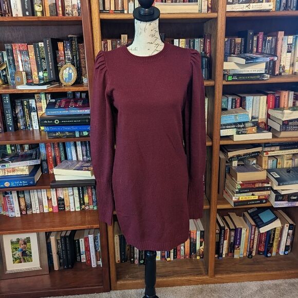 Wayf Dresses & Skirts - WAYF maroon puff sleeve sweater dress sz xs nwt